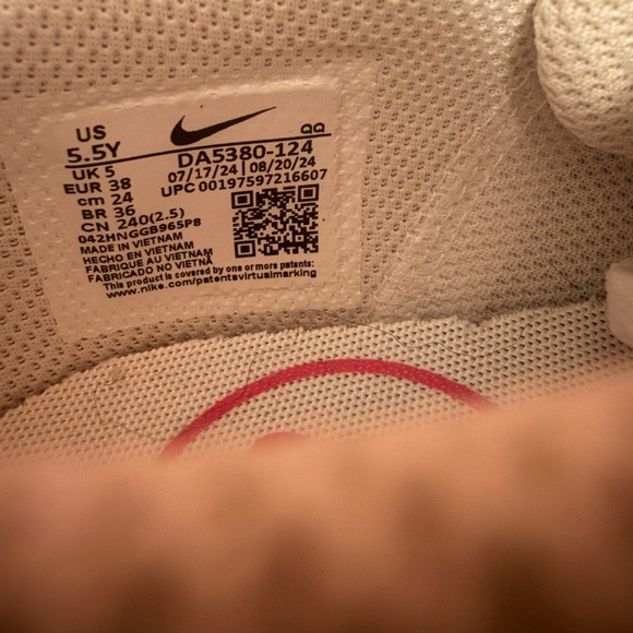 Nike Big Kids White Sneakers with Pink Swoosh - Picture 3 of 5